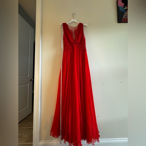 Authentic Zuhair Murad Red Silk Pleated Chiffon Gown - Picture 7 of 15